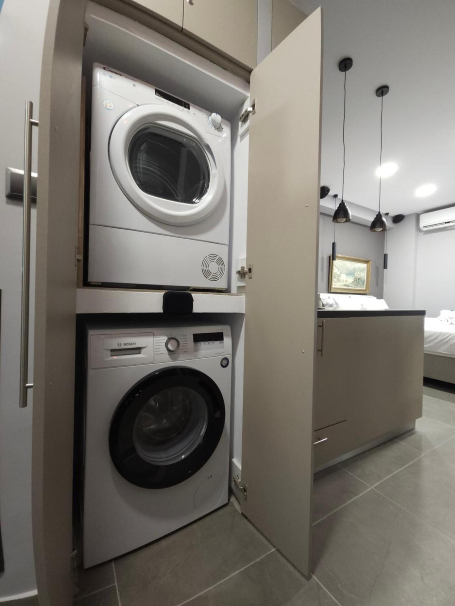 Dione Luxury Business Suite In The Heart Of アテネ エクステリア 写真