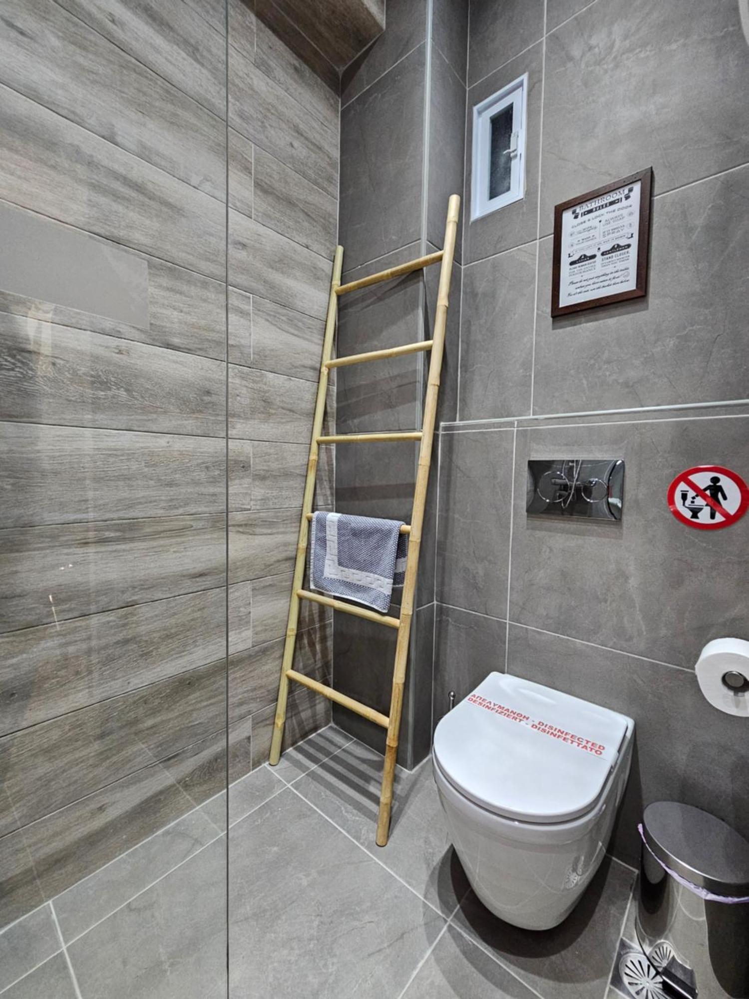 Dione Luxury Business Suite In The Heart Of アテネ エクステリア 写真