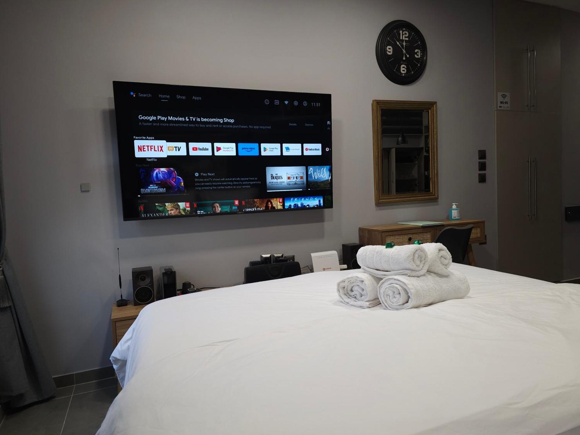 Dione Luxury Business Suite In The Heart Of アテネ エクステリア 写真