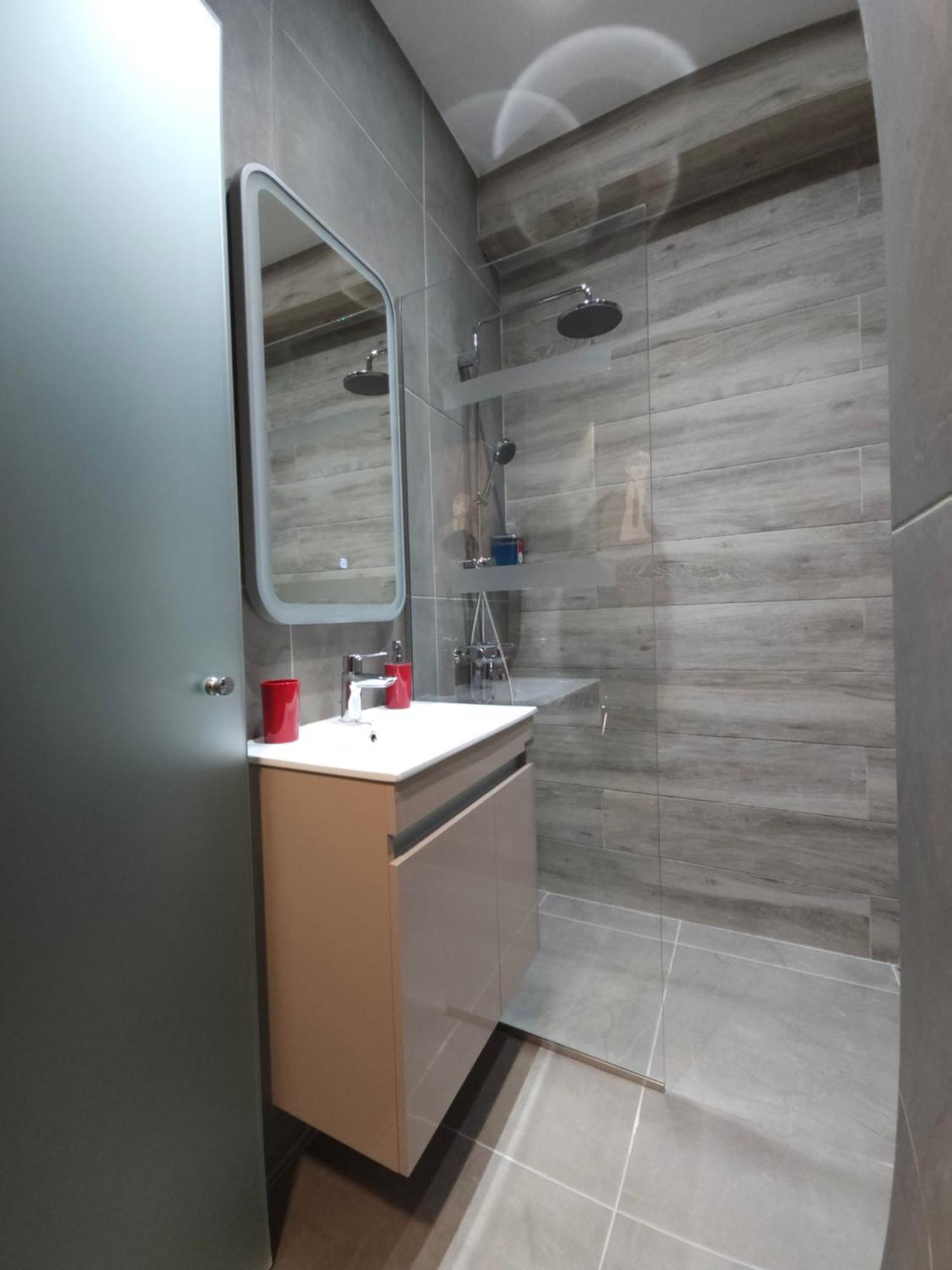 Dione Luxury Business Suite In The Heart Of アテネ エクステリア 写真